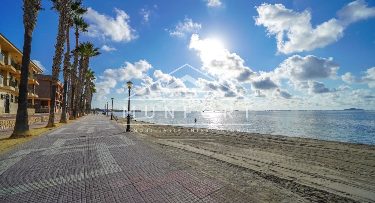 3 soveværelse Lejlighed til salg i Los Alcazares med swimmingpool - € 249.000 (Ref: 9770996)