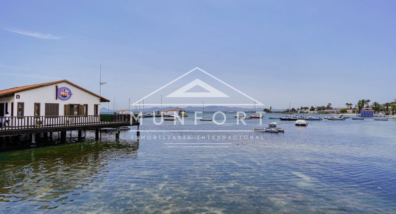 3 soveværelse Lejlighed til salg i Los Alcazares med swimmingpool - € 249.000 (Ref: 9770996)