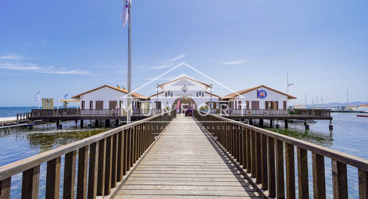 3 soveværelse Lejlighed til salg i Los Alcazares med swimmingpool - € 249.000 (Ref: 9770996)