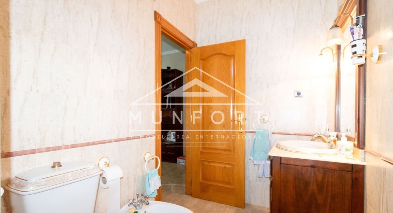 Pareado de 4 habitaciones en Torre-Pacheco en venta - 329.900 € (Ref: 9770997)