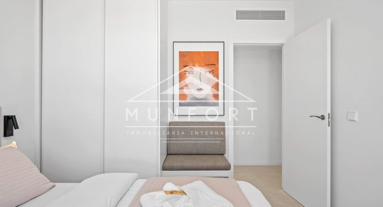 3 slaapkamer Penthouse te koop in Los Alcazares met zwembad - € 419.900 (Ref: 9772018)