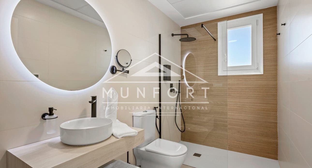 3 slaapkamer Penthouse te koop in Los Alcazares met zwembad - € 419.900 (Ref: 9772018)