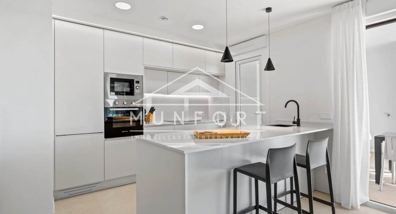 3 soveværelse Lejlighed til salg i Los Alcazares med swimmingpool - € 324.900 (Ref: 9772019)