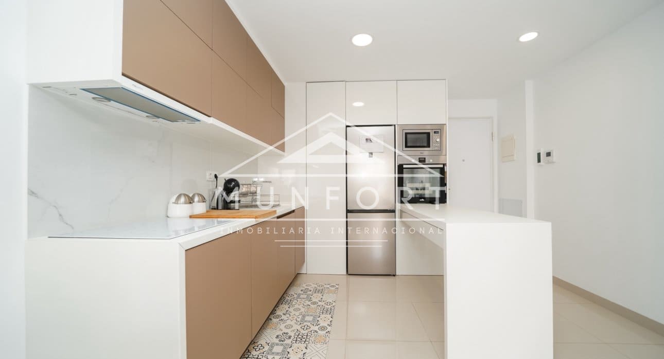 2 bedroom Apartment for sale in Torre de la Horadada with pool - € 290,000 (Ref: 9772021)