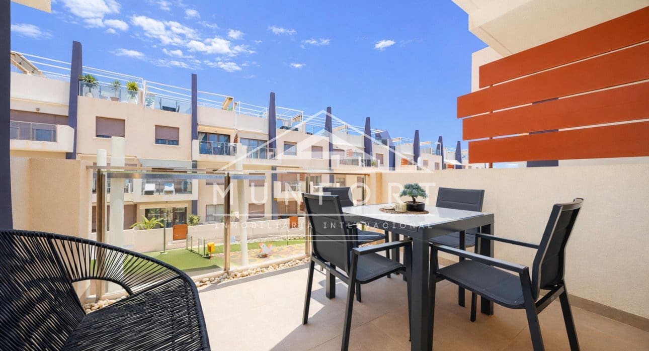 2 bedroom Apartment for sale in Torre de la Horadada with pool - € 290,000 (Ref: 9772021)