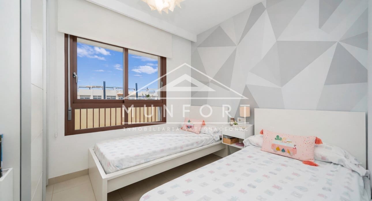 2 bedroom Apartment for sale in Torre de la Horadada with pool - € 290,000 (Ref: 9772021)