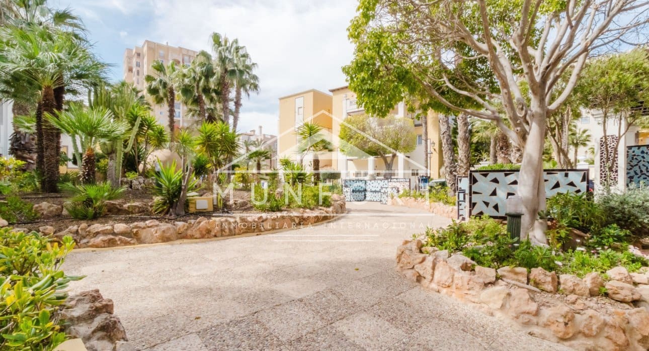 2 soverom Leilighet til salgs i Torrevieja med svømmebasseng - € 214 900 (Ref: 9772451)