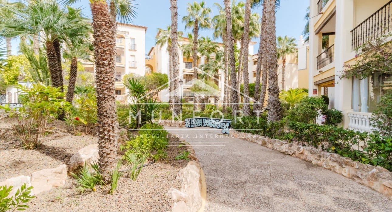 2 soverom Leilighet til salgs i Torrevieja med svømmebasseng - € 214 900 (Ref: 9772451)