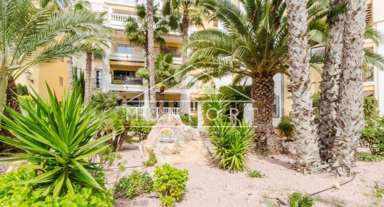 2 soverom Leilighet til salgs i Torrevieja med svømmebasseng - € 214 900 (Ref: 9772451)