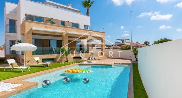 4 chambre Villa/Maison à vendre à Ciudad Quesada, Rojales avec piscine - 864 647 € (Ref: 9776930)