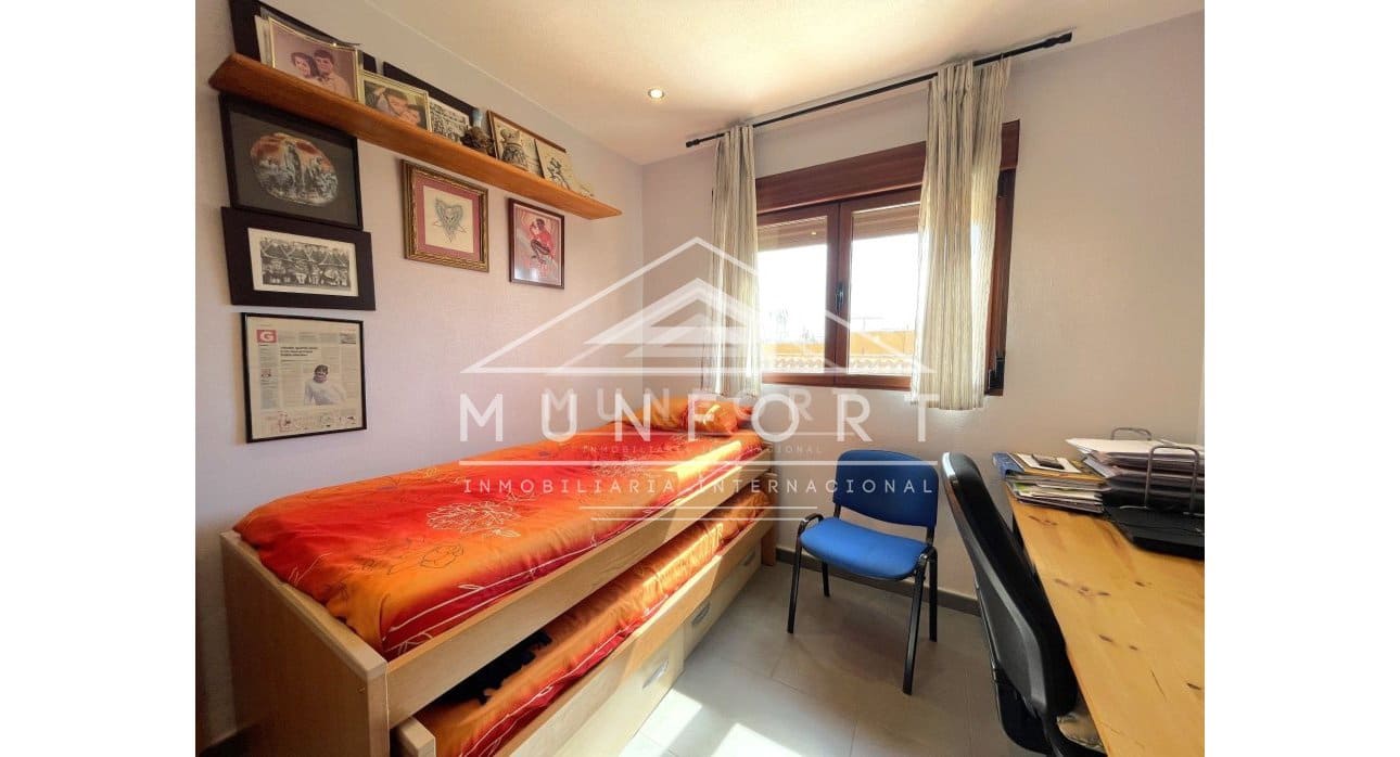 5 bedroom Villa for sale in Los Narejos with pool - € 279,900 (Ref: 9777115)