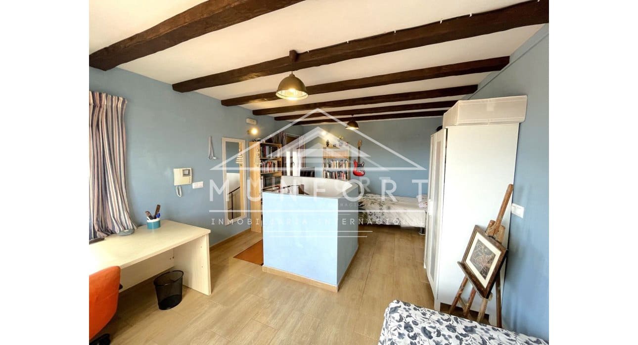 5 bedroom Villa for sale in Los Narejos with pool - € 279,900 (Ref: 9777115)