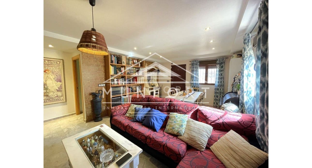 5 bedroom Villa for sale in Los Narejos with pool - € 279,900 (Ref: 9777115)