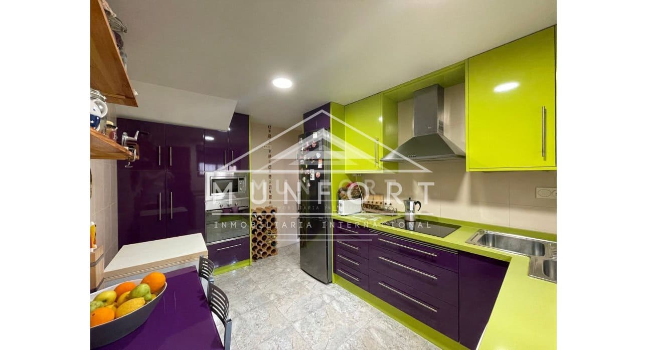 5 bedroom Villa for sale in Los Narejos with pool - € 279,900 (Ref: 9777115)