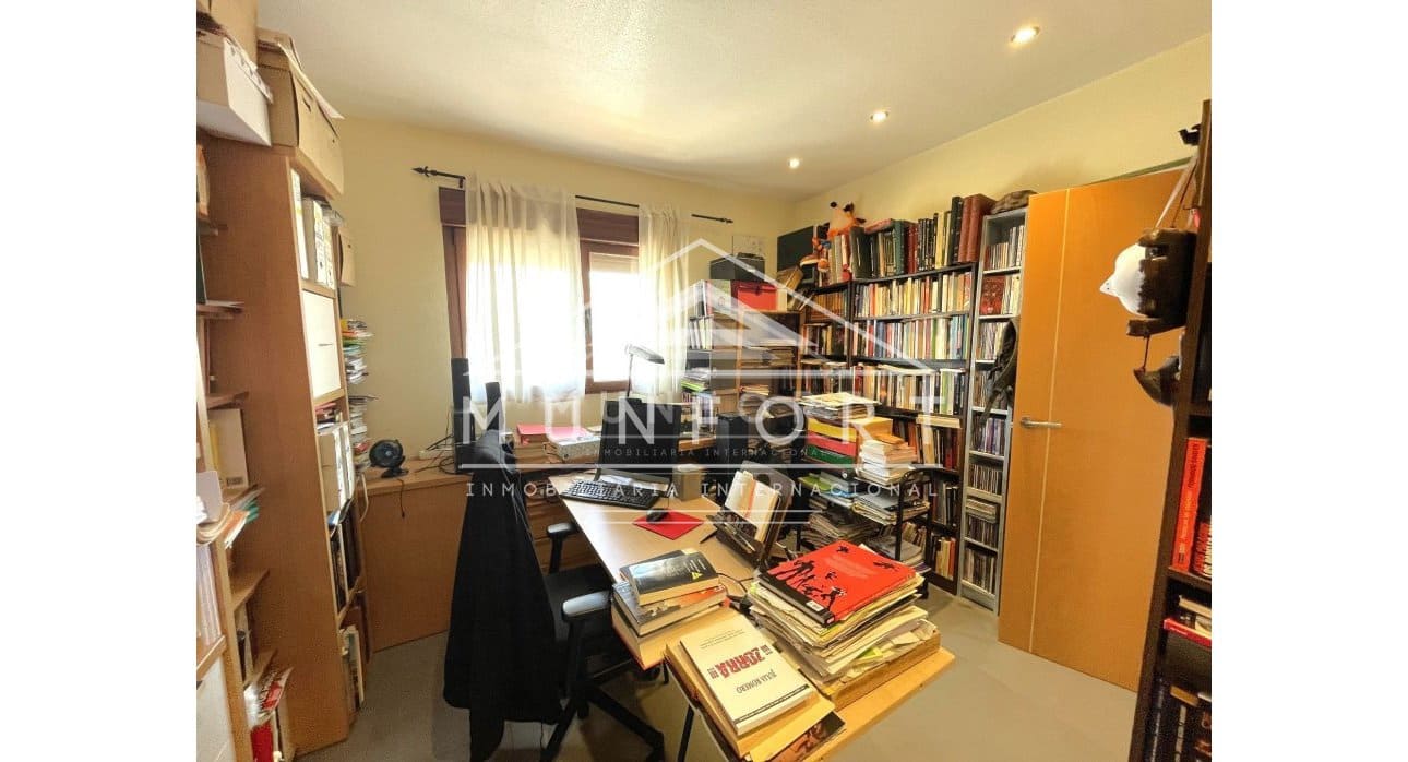 5 bedroom Villa for sale in Los Narejos with pool - € 279,900 (Ref: 9777115)