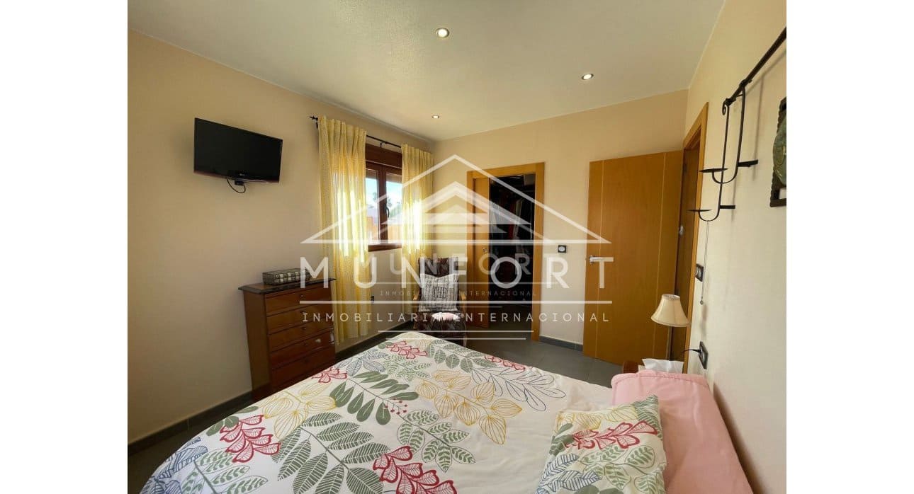 5 bedroom Villa for sale in Los Narejos with pool - € 279,900 (Ref: 9777115)