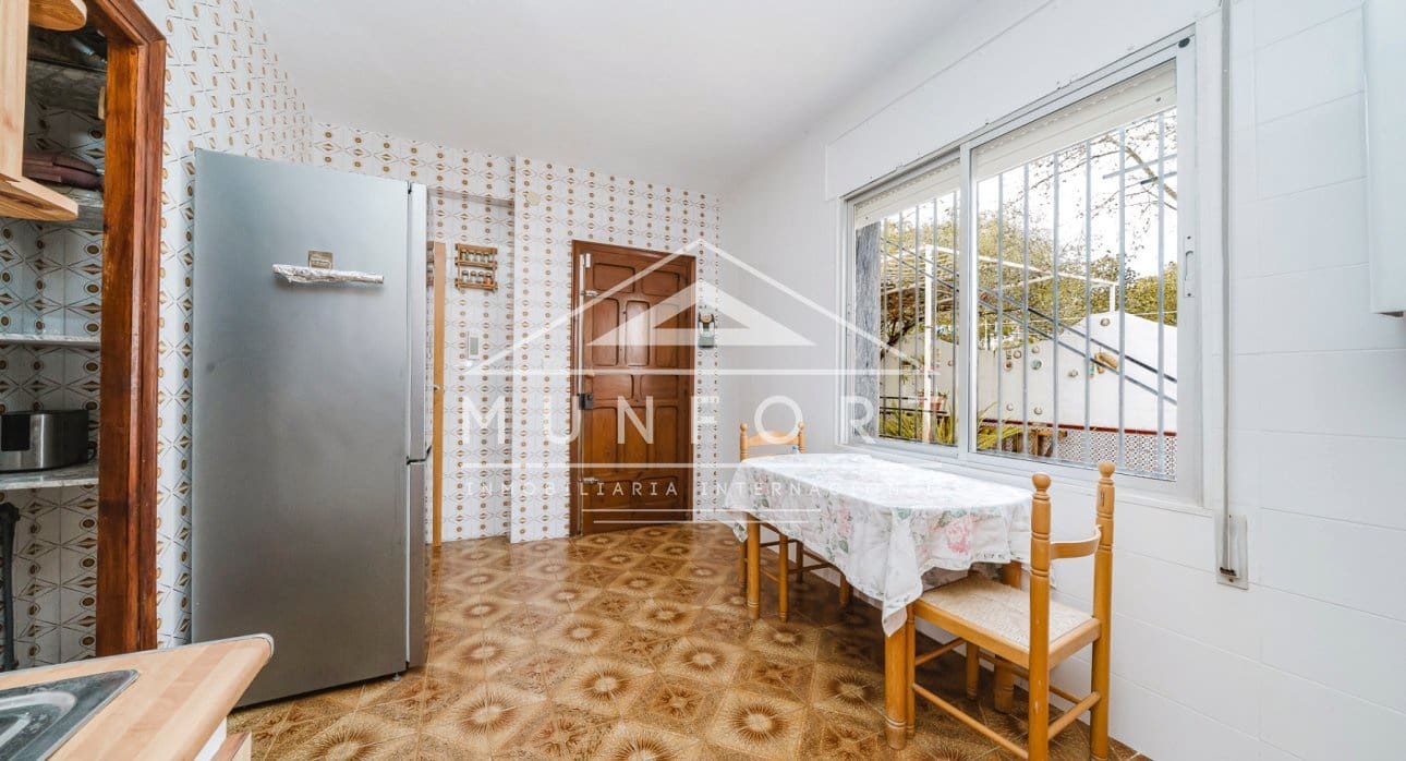 4 makuuhuone Huvila myytävänä paikassa El Carmoli - 250 000 € (Ref: 9778445)