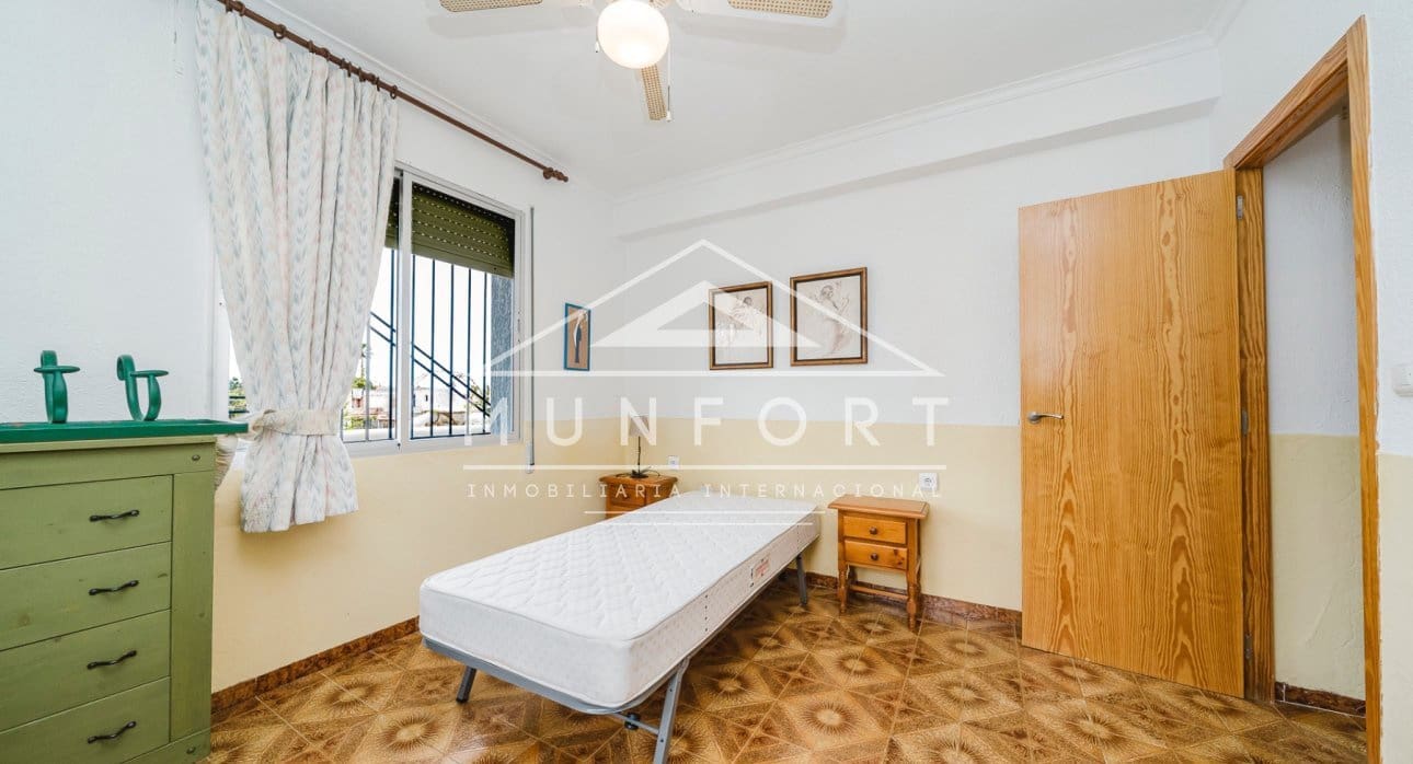 4 makuuhuone Huvila myytävänä paikassa El Carmoli - 250 000 € (Ref: 9778445)