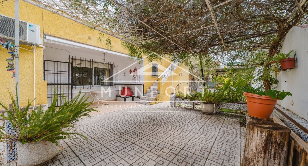 4 makuuhuone Huvila myytävänä paikassa El Carmoli - 250 000 € (Ref: 9778445)