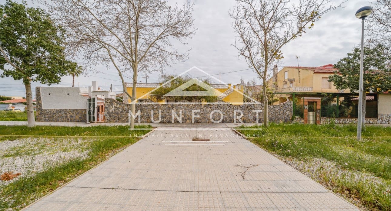 4 makuuhuone Huvila myytävänä paikassa El Carmoli - 250 000 € (Ref: 9778445)