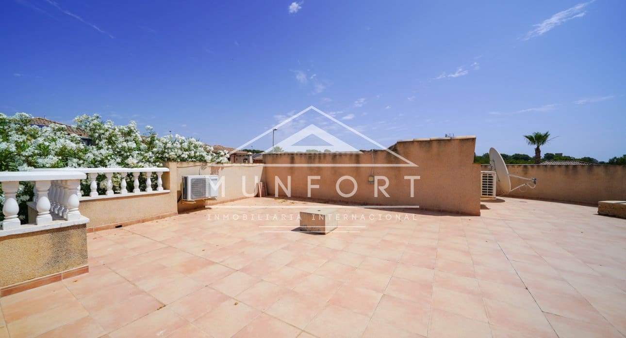 3 bedroom Villa for sale in Pinar de Campoverde with pool - € 255,000 (Ref: 9781155)