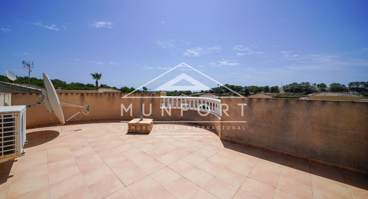 3 bedroom Villa for sale in Pinar de Campoverde with pool - € 255,000 (Ref: 9781155)