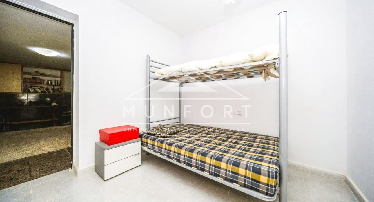 6 Zimmer Villa zu verkaufen in Villamartin mit Pool - 449.900 € (Ref: 9793171)