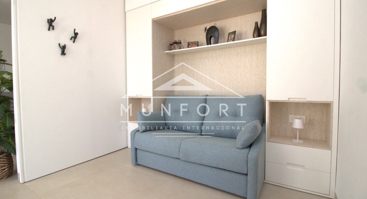 Bungalow de 3 habitaciones en Mar de Cristal en venta con piscina - 409.900 € (Ref: 9793172)