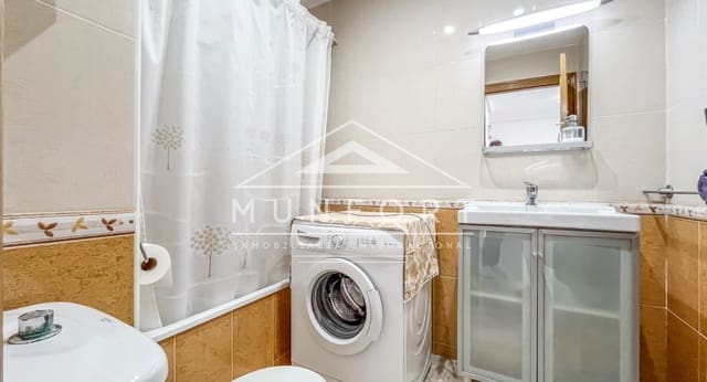 1 sypialnia Apartament na sprzedaż w La Manga del Mar Menor z basenem - 132 900 € (Ref: 9793173)