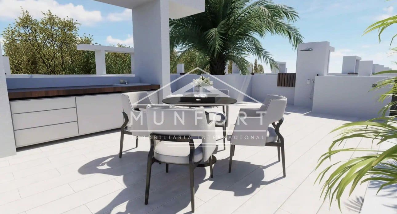 3 slaapkamer Villa te koop in Los Alcazares met zwembad - € 587.800 (Ref: 9797769)