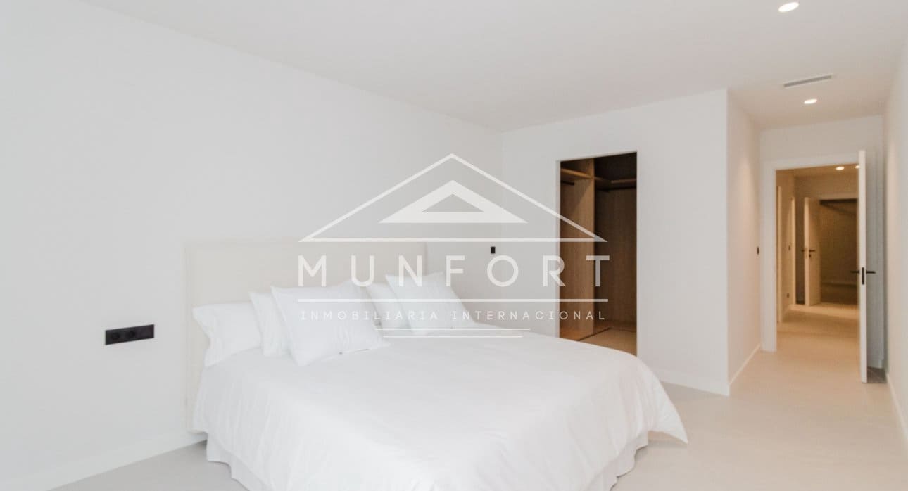 4 bedroom Villa for sale in Ciudad Quesada with pool - € 788,750 (Ref: 9805581)