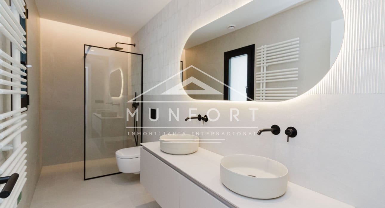 4 bedroom Villa for sale in Ciudad Quesada with pool - € 788,750 (Ref: 9805581)