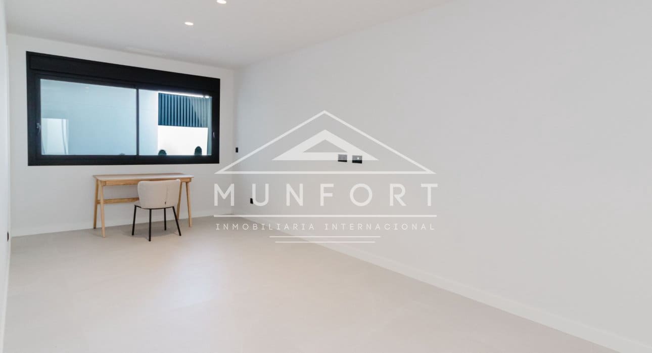 4 bedroom Villa for sale in Ciudad Quesada with pool - € 788,750 (Ref: 9805581)