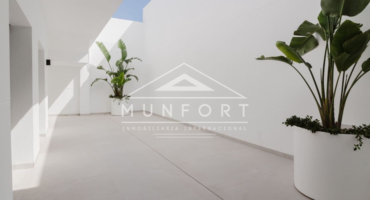 4 bedroom Villa for sale in Ciudad Quesada with pool - € 788,750 (Ref: 9805581)