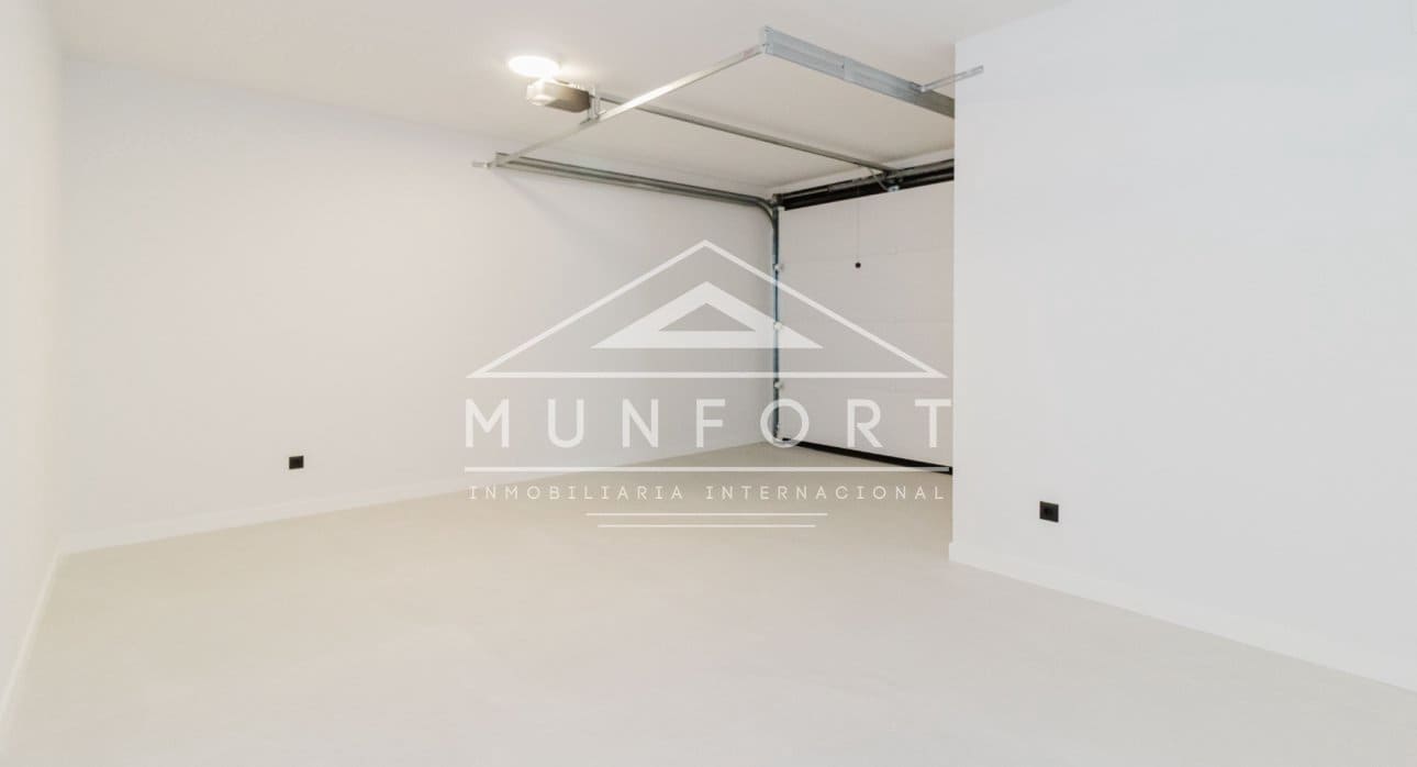 4 bedroom Villa for sale in Ciudad Quesada with pool - € 788,750 (Ref: 9805581)