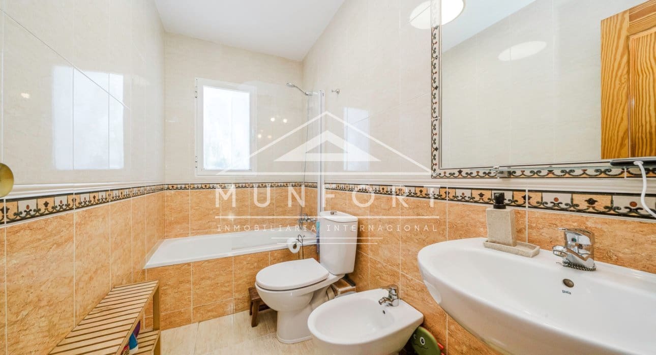 4 Zimmer Haus zu verkaufen in Santiago de la Ribera mit Pool - 254.600 € (Ref: 9805583)