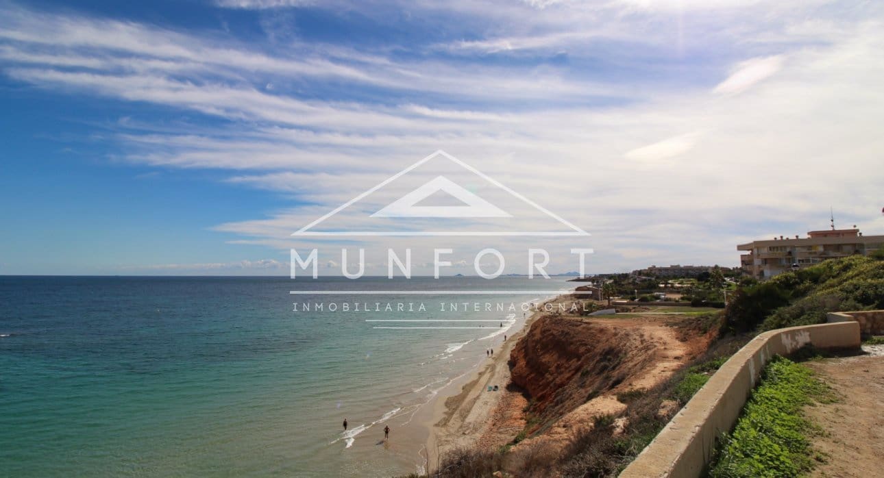 2 chambre Bungalow à vendre à Pilar de la Horadada avec piscine - 295 000 € (Ref: 9807165)