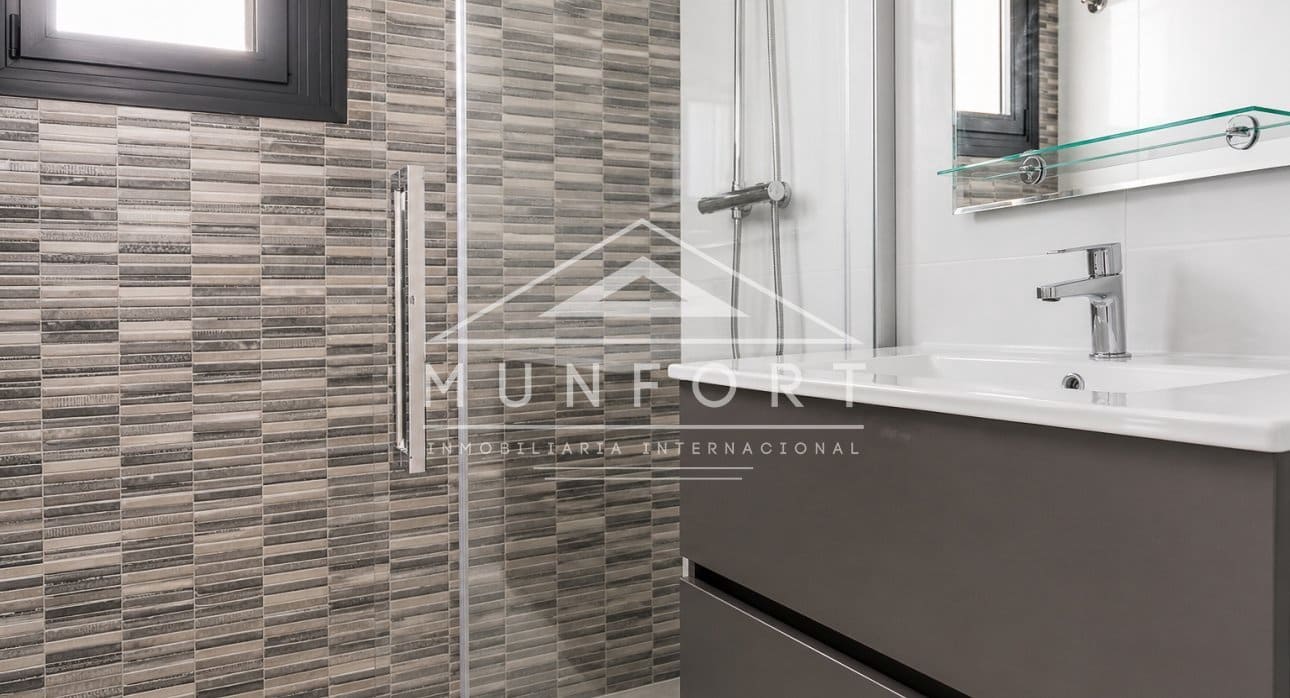 2 chambre Bungalow à vendre à Pilar de la Horadada avec piscine - 295 000 € (Ref: 9807165)