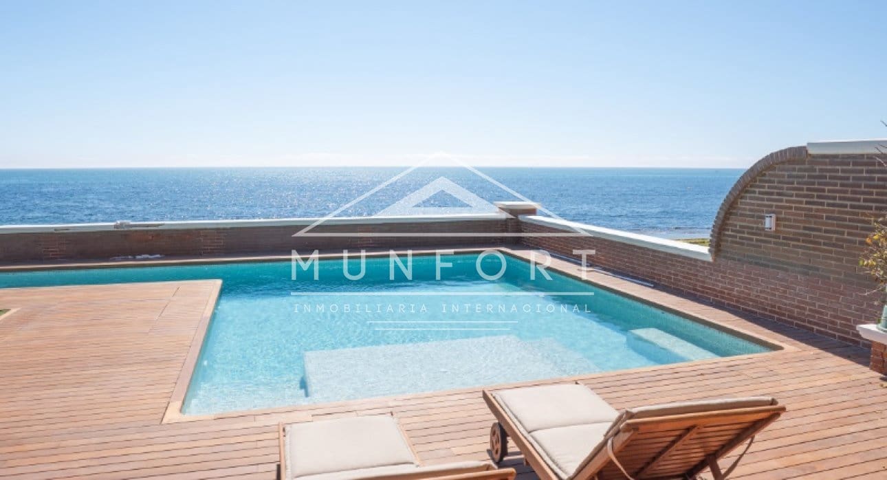 6 makuuhuone Huvila lomavuokrausta paikassa Torrevieja mukana uima-altaan - 1 300 € (Ref: 9807167)