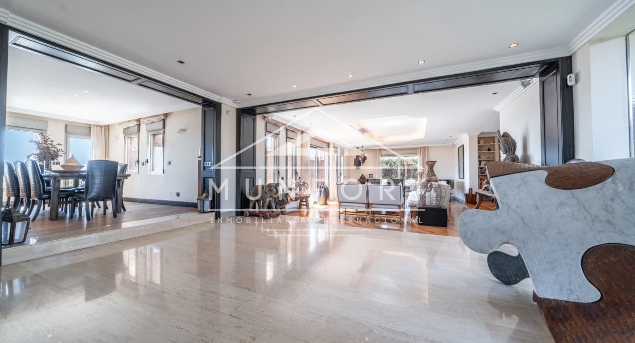 6 makuuhuone Huvila lomavuokrausta paikassa Torrevieja mukana uima-altaan - 1 300 € (Ref: 9807167)