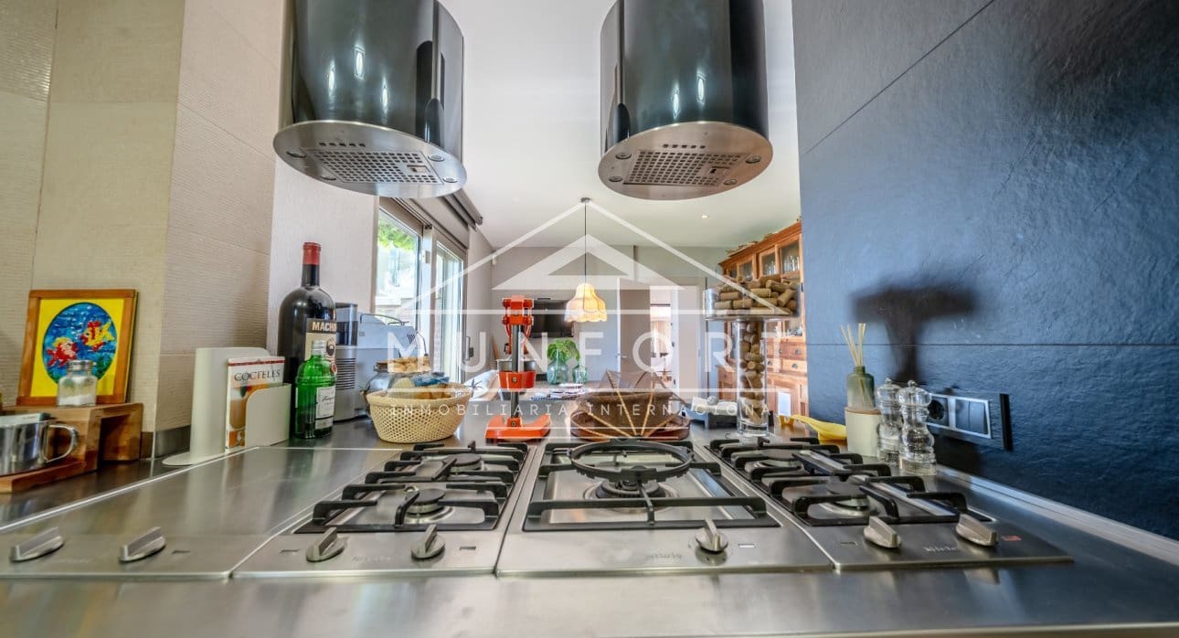 6 makuuhuone Huvila lomavuokrausta paikassa Torrevieja mukana uima-altaan - 1 300 € (Ref: 9807167)