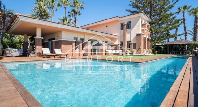 6 makuuhuone Huvila lomavuokrausta paikassa Playa de los Náufragos, Torrevieja mukana uima-altaan - 1 300 € (Ref: 9807167)