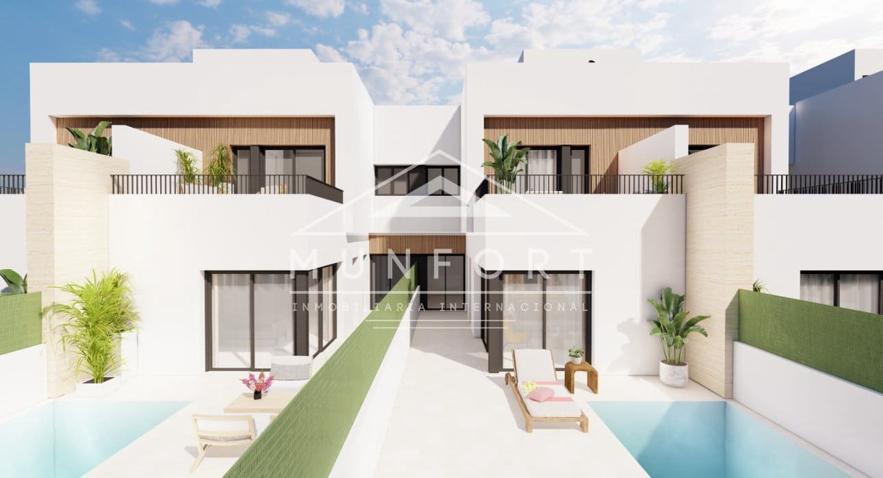 Casa de 3 habitaciones en Santiago de la Ribera en venta con piscina - 369.900 € (Ref: 9807447)