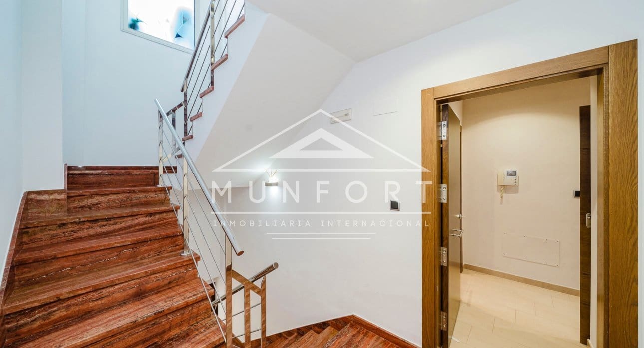 Adosado de 7 habitaciones en Pilar de la Horadada en venta - 749.000 € (Ref: 9809826)