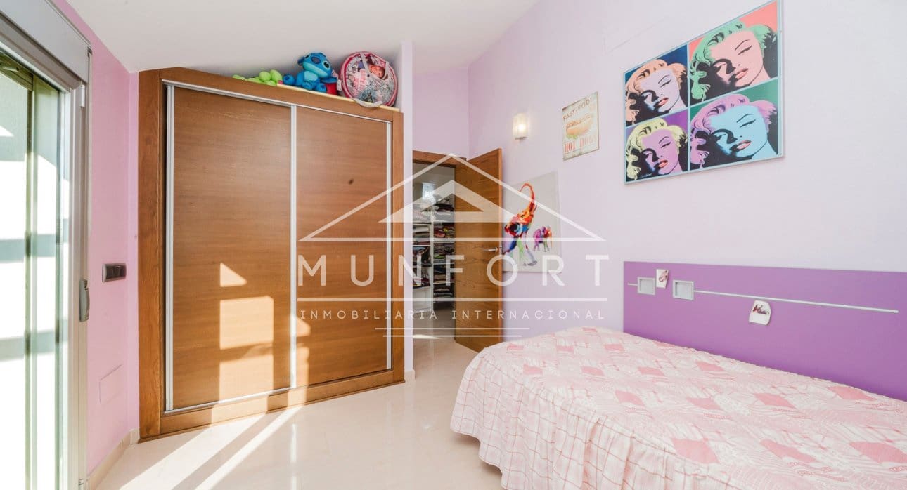 Adosado de 7 habitaciones en Pilar de la Horadada en venta - 749.000 € (Ref: 9809826)