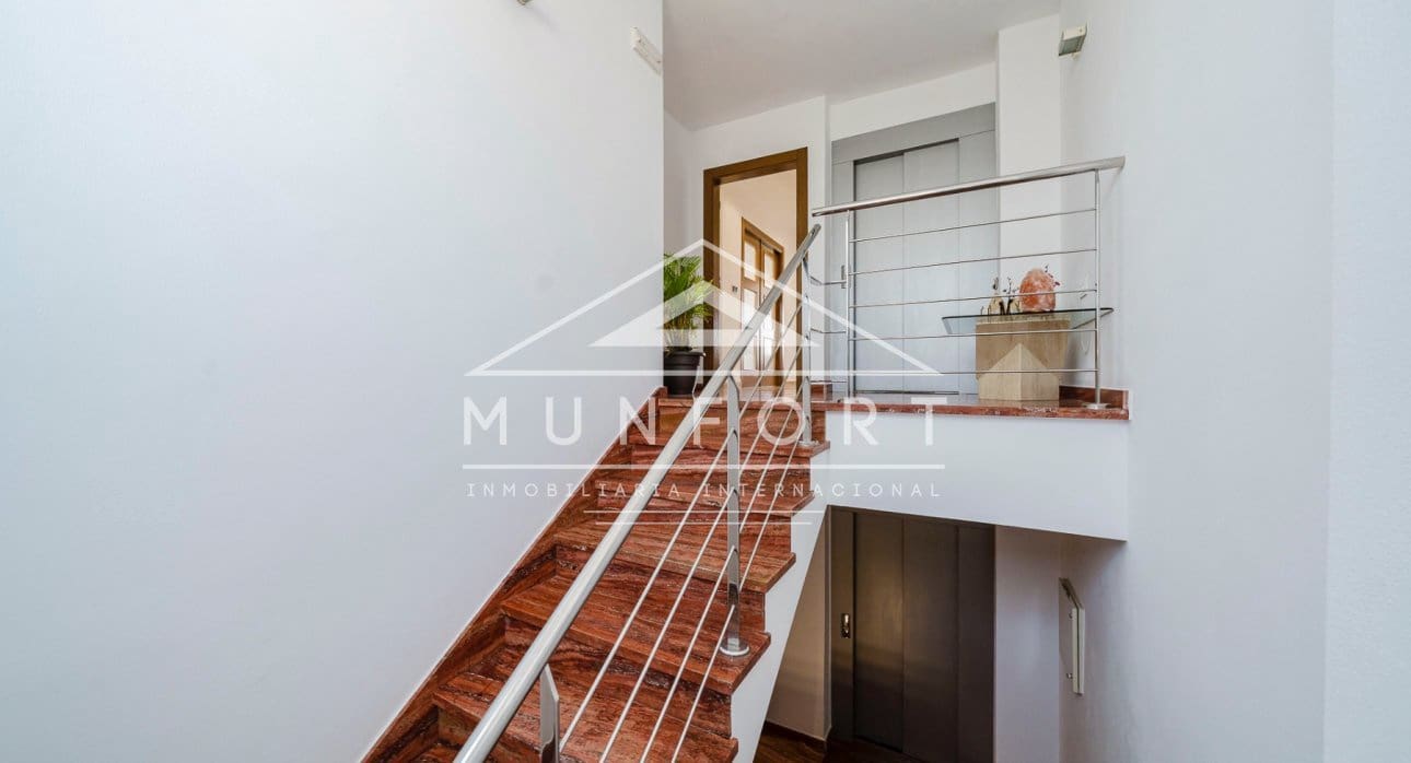 Adosado de 7 habitaciones en Pilar de la Horadada en venta - 749.000 € (Ref: 9809826)