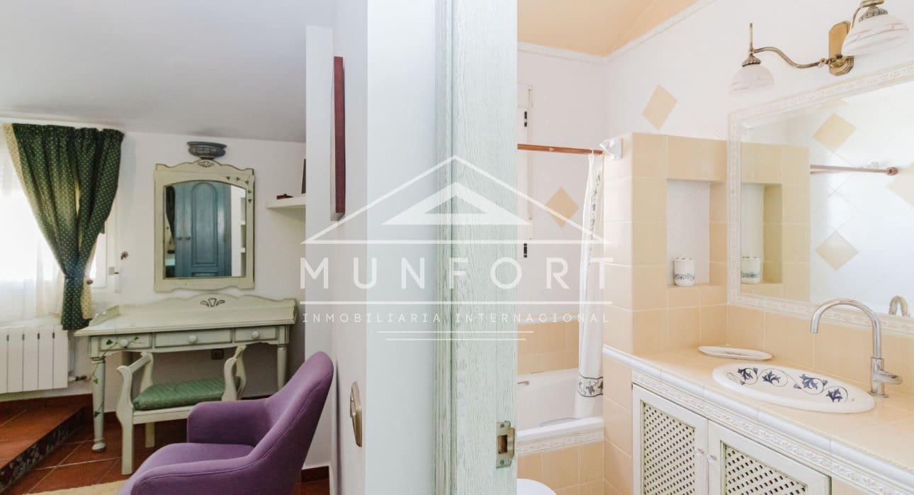 5 quarto Moradia para venda em Torrevieja com piscina - 950 000 € (Ref: 9815123)