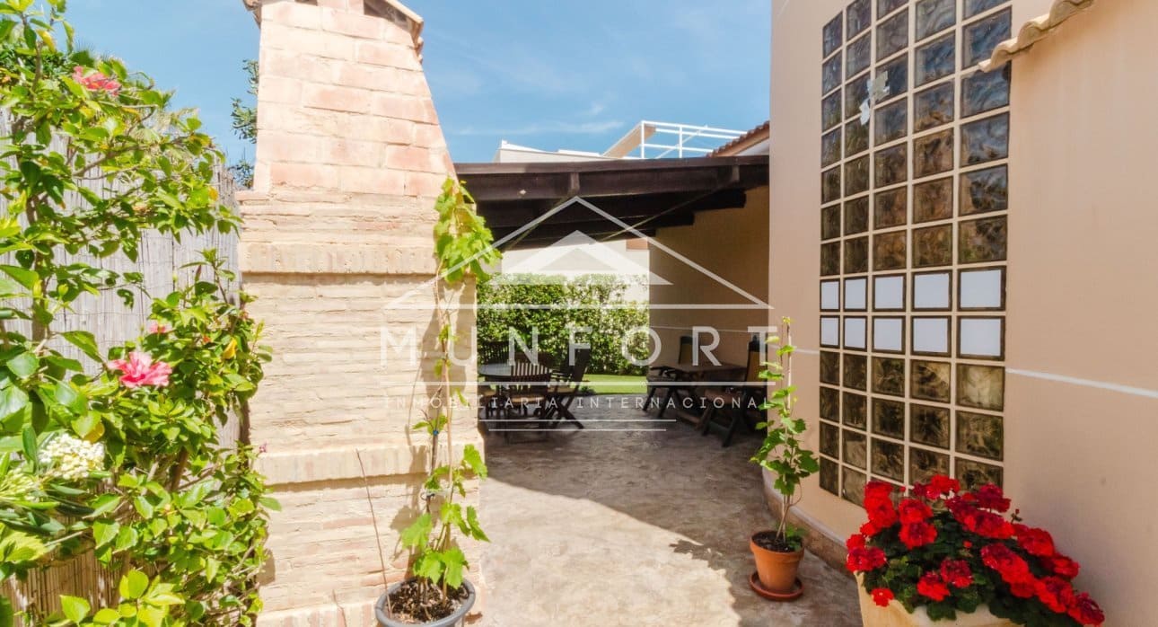 5 quarto Moradia para venda em Torrevieja com piscina - 950 000 € (Ref: 9815123)
