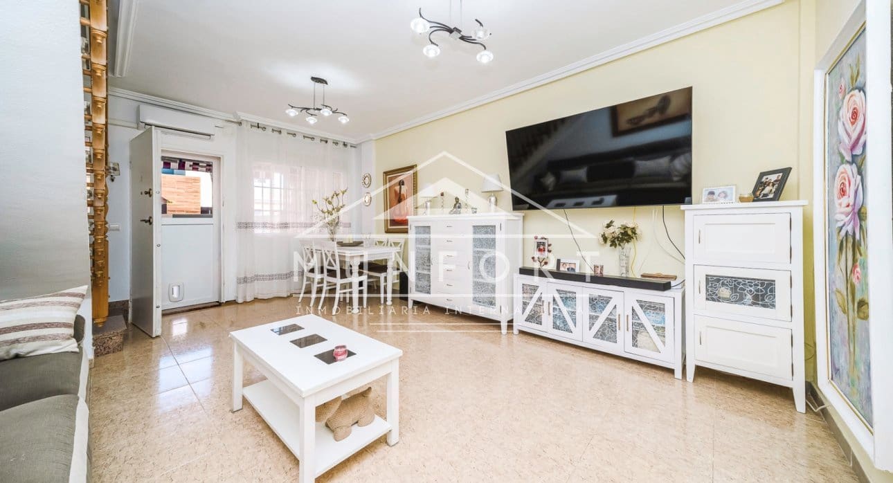 3 bedroom Semi-detached Villa for rent in San Pedro del Pinatar - € 850 (Ref: 9820869)