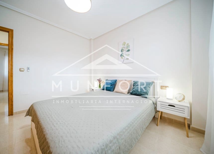 2 soveværelse Lejlighed til salg i Orihuela Costa med swimmingpool - € 169.000 (Ref: 9834676)